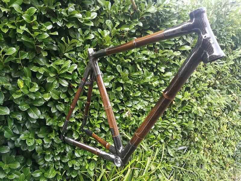 Datei:Gravelbike 5 HR.jpg